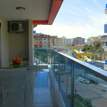 Eski Gazipasa Caddesi 公寓