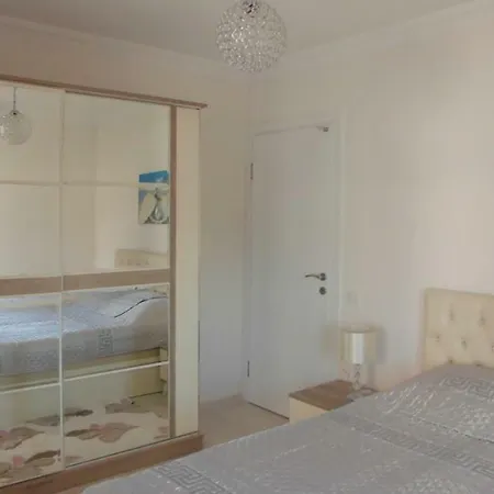 Eski Gazipasa Caddesi Apartment